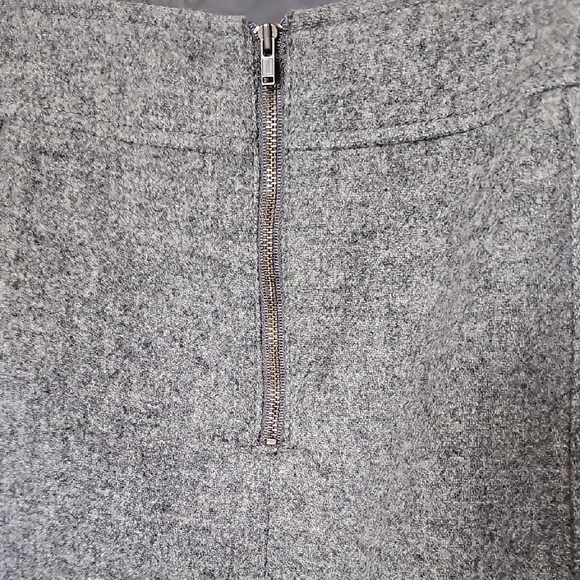 Talbots Wool Blend Feminine Office Gray Skirt No Slit Size 12 - Picture 5 of 8
